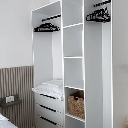 Ionara Horizon - *